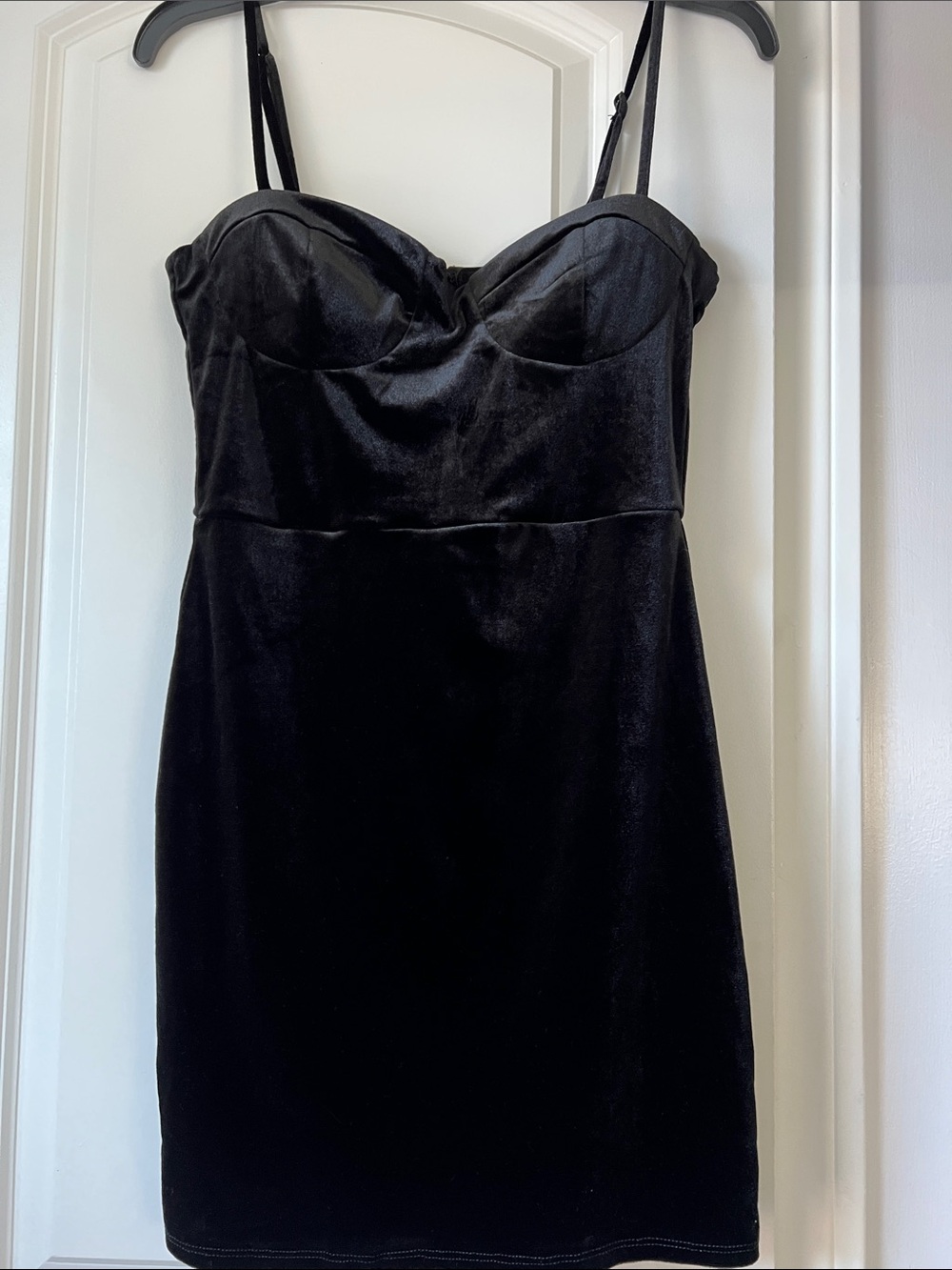 NWOT Trixxi Black Velvet Evening Dress